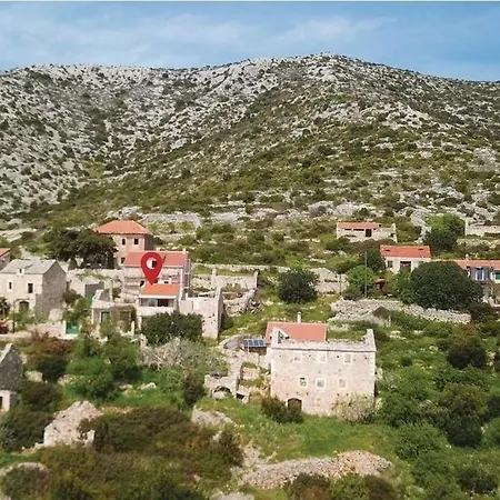 House With A Parking Space Cove Zarace, Hvar - 23952 Casa de Férias Zarače