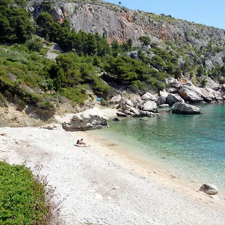 House With A Parking Space Cove Zarace, Hvar - 23952 Casa de Férias Zarače